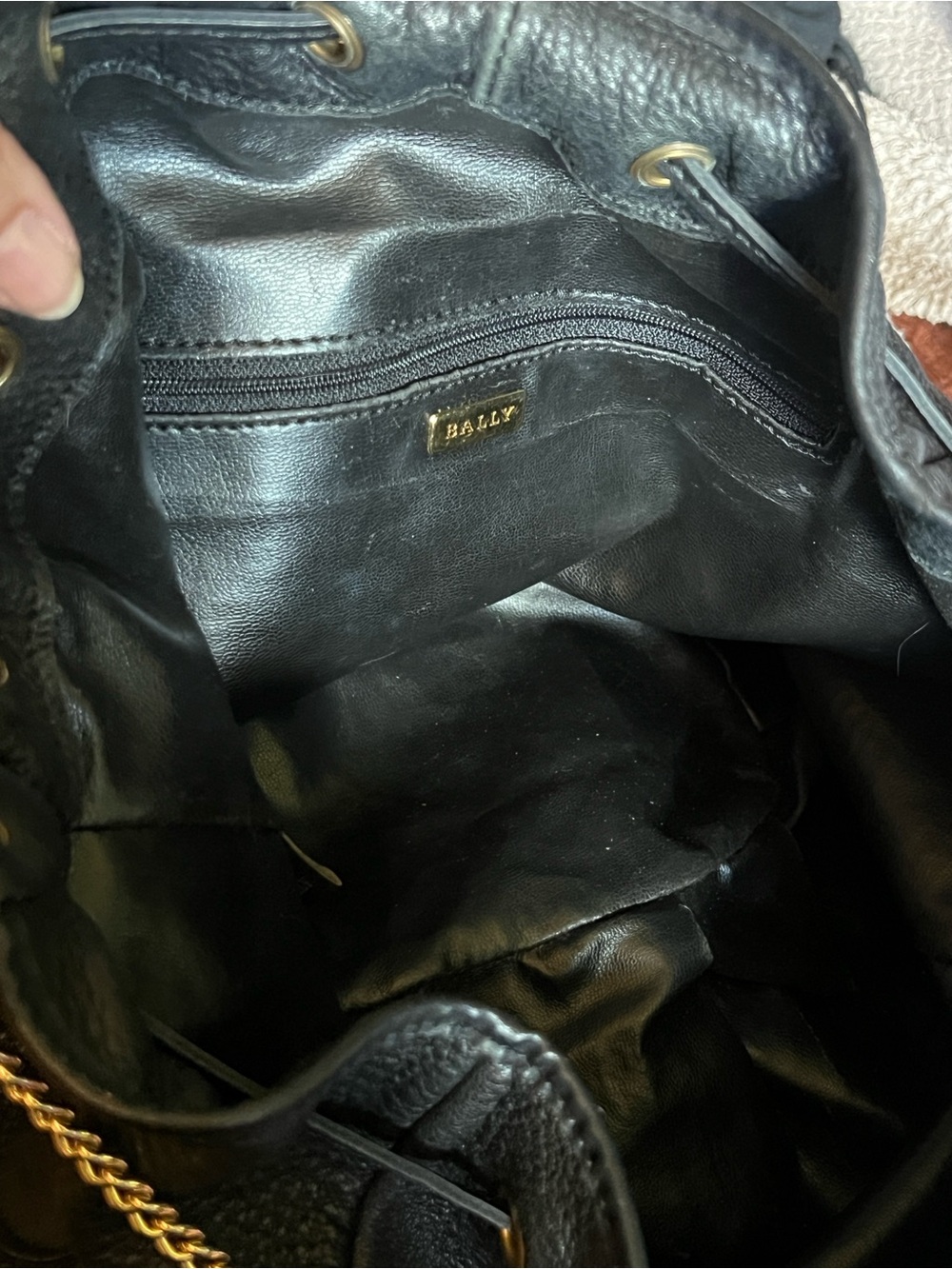 Vintage BALLY Thick Soft Slouchy Black Pebbled Premium Leather Bucket Bag XL - Picture 8 of 16
